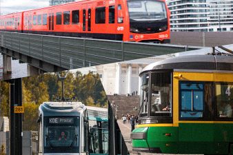 Metrojuna, pikaraitiovaunu ja raitiovaunu sommiteltu samaan kuvaan.