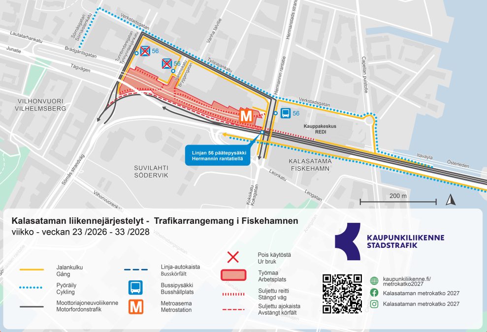 Itäväylän oikeanpuoleisin kaista suljettu Kalasataman metroaseman jälkeen Itäväylällä Sörnäisten rantatielle ajaessa.